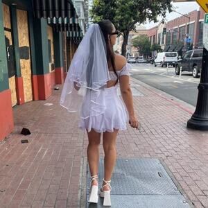 New White Satin Ribbon Trimmed Bridal‎ Veil Mesh Comb Medium Vegan Wedding Party